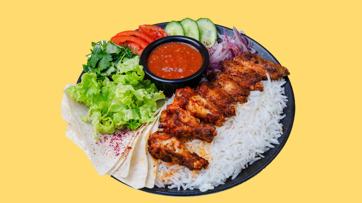 Toyuq Qanadları Qabda