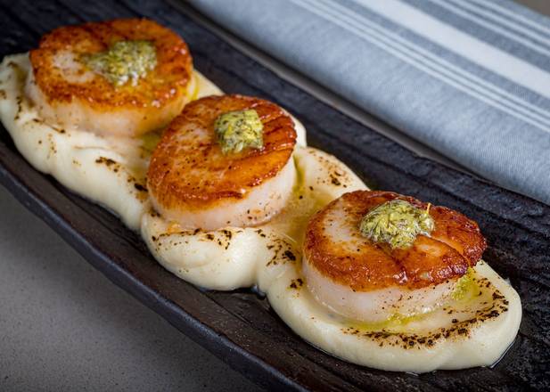 Truffle Scallops