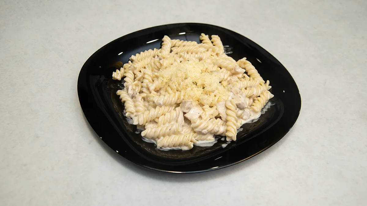 Pollo e Funghi pasta