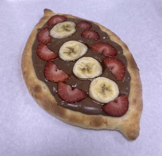 Nutella Bread Boat with Strawberries + Bananas
