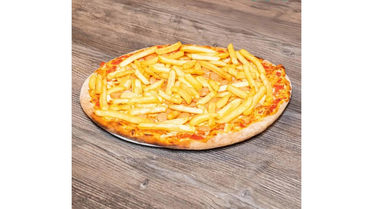 Pizza cu crenvurști și cartofi pai 40cm
