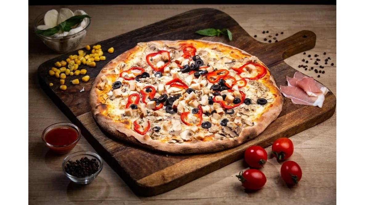 Pizza cu pui 40cm