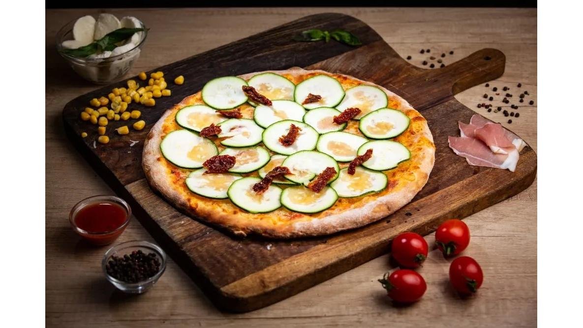 Pizza zucchini e gorgonzola 32cm
