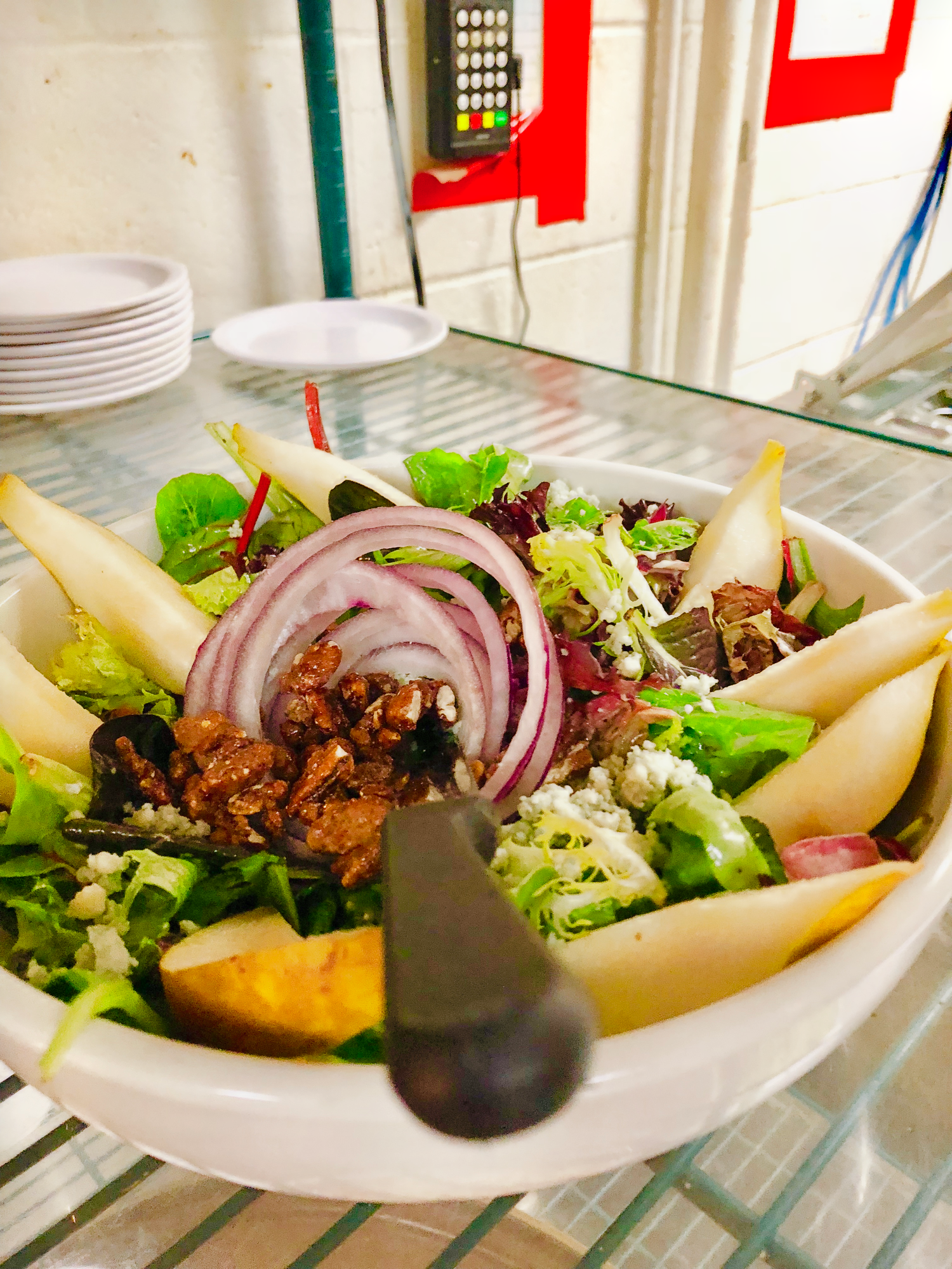 Pear and Candied Pecan Salad