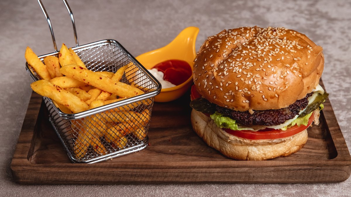 Burger Ət ilə