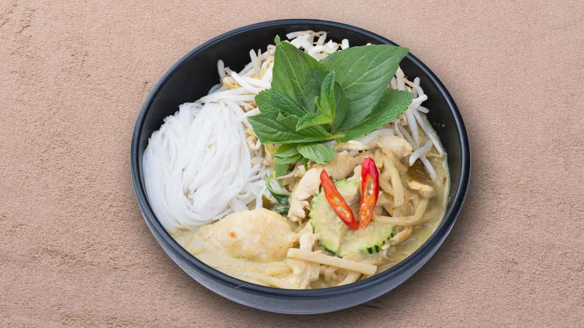 Ka Nom Jean Nam Ya Kaang Deang
