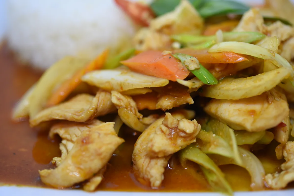 Muu Pad Prik Pao