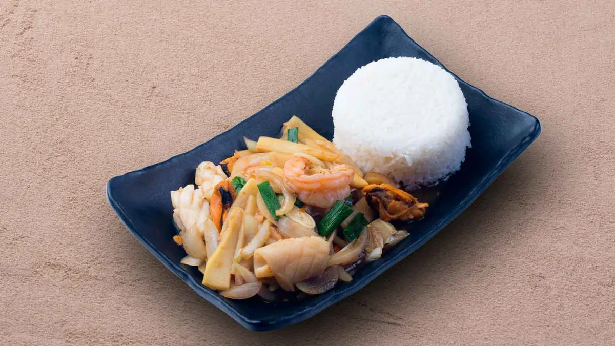 Pad Krapao Talay  🌶️