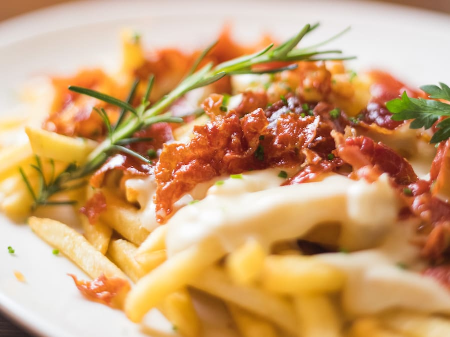 Frites au Fromage à “Dentinho”