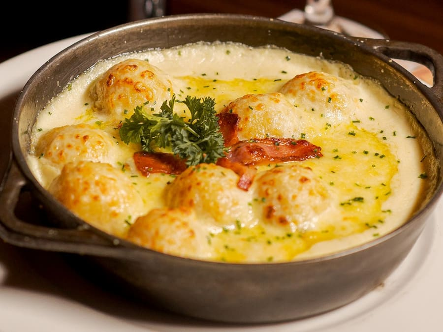 Gnocchi de Brie à la Carbonara à “Falcão"