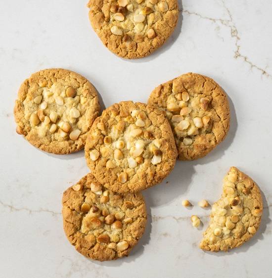 Macadamia Nut Cookie