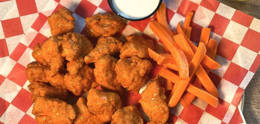 BONELESS WINGS 50 PIECES