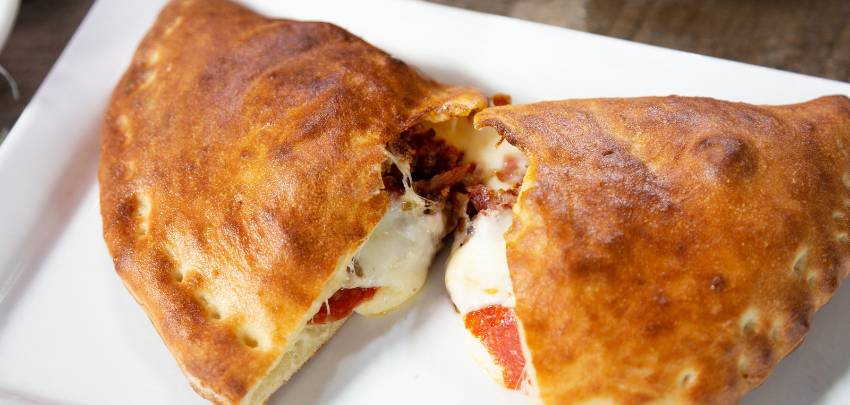 MEAT CALZONE