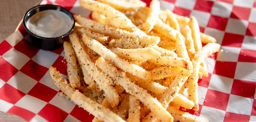 PARMESAN FRIES