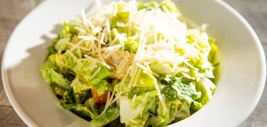 SMALL CAESAR
