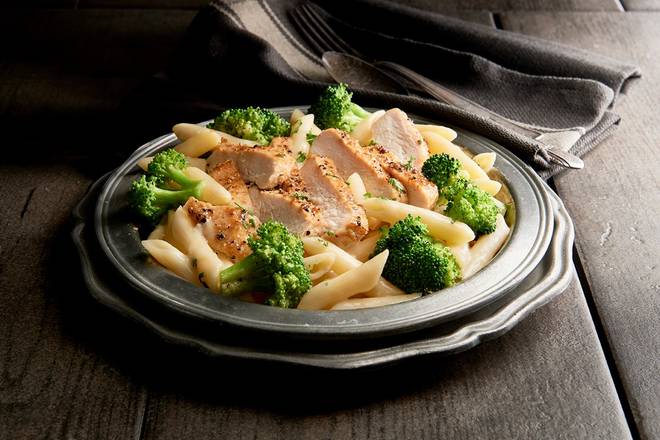 Chicken and Broccoli Alfredo