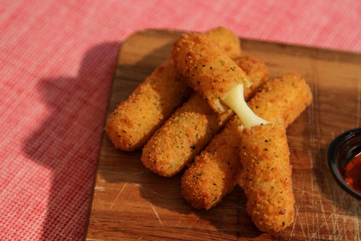 Mozzarella Sticks