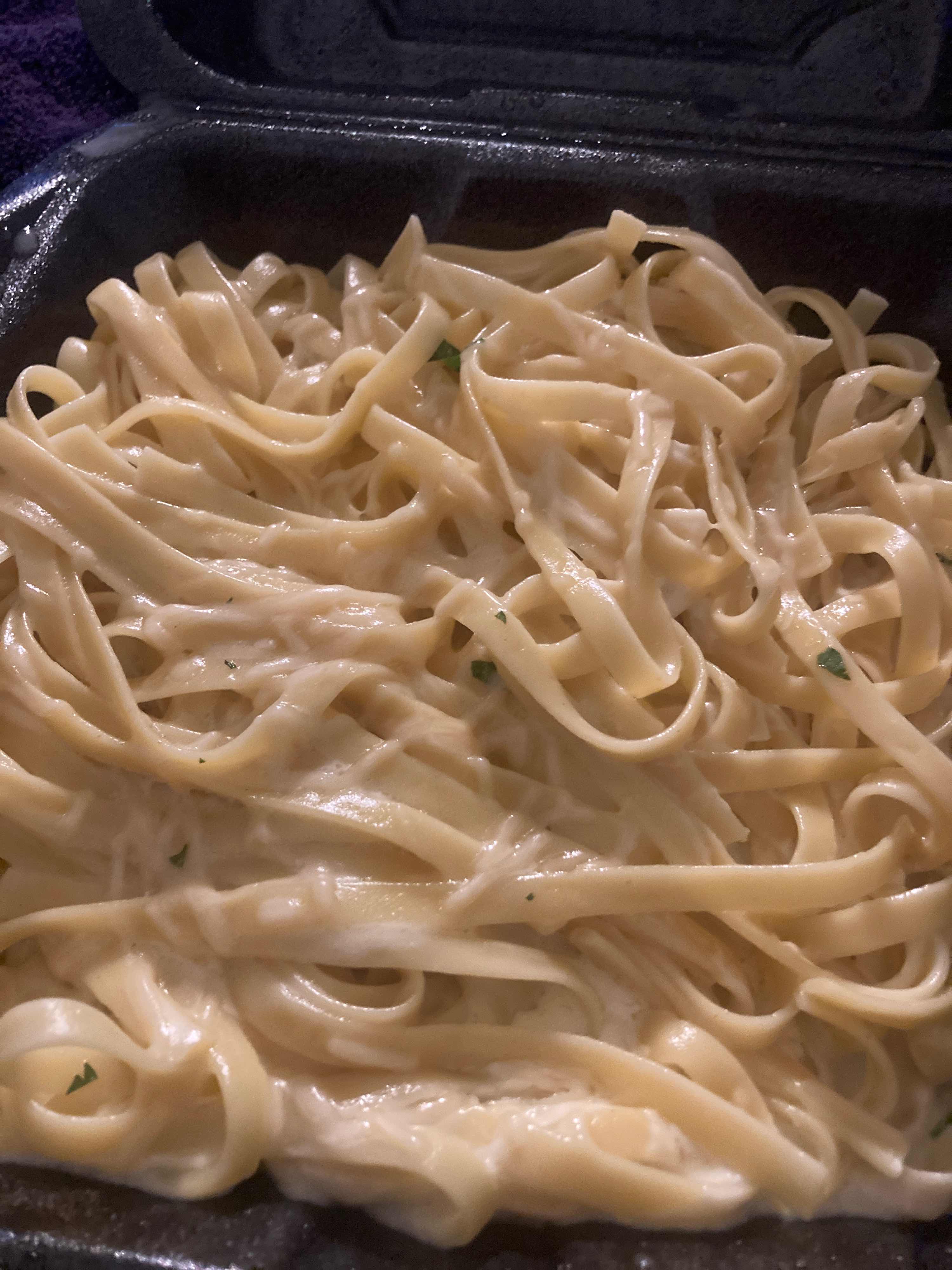 Fettuccine Alfredo