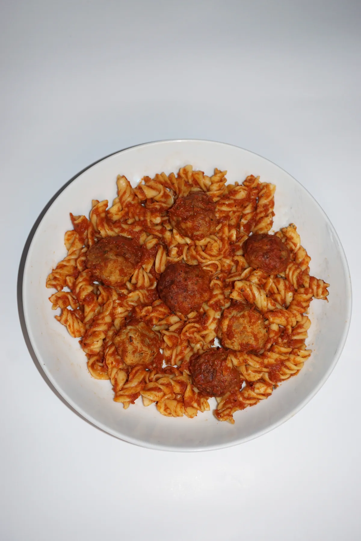 7 Pileće Ćufte sa fusilima u Pomodoro sosu