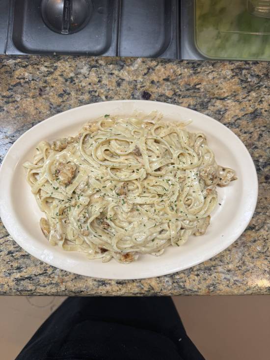 Fettuccine Alfredo