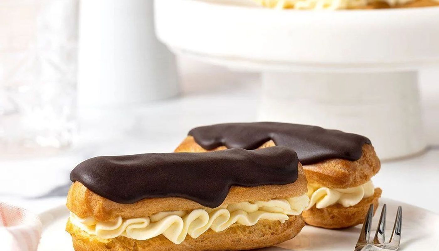 Chocolate Eclaire
