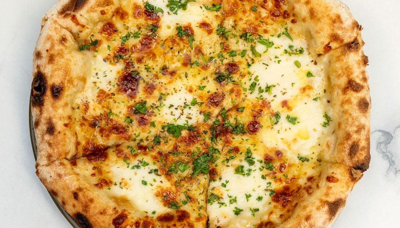 Garlic + Cheese Pizza
