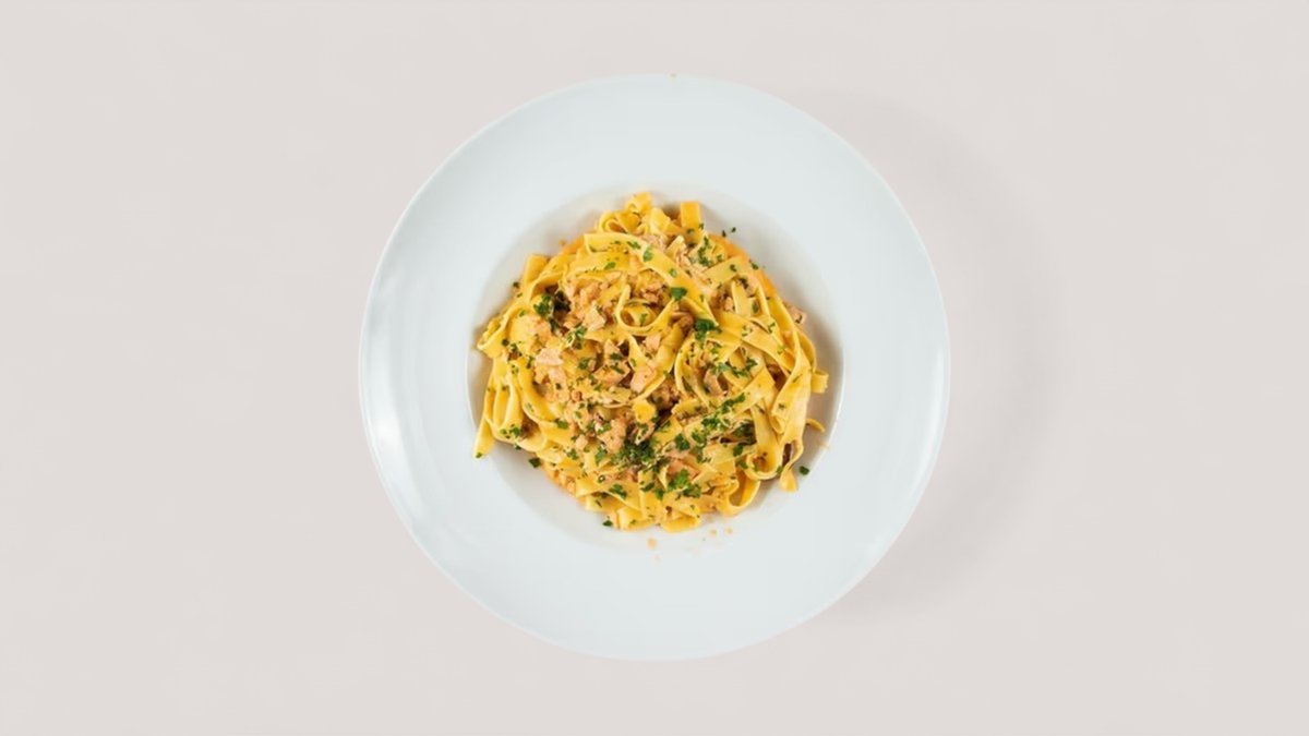 PASTA Tagliatelle AL NERO DI SEPPIA - Rosa al Salmone