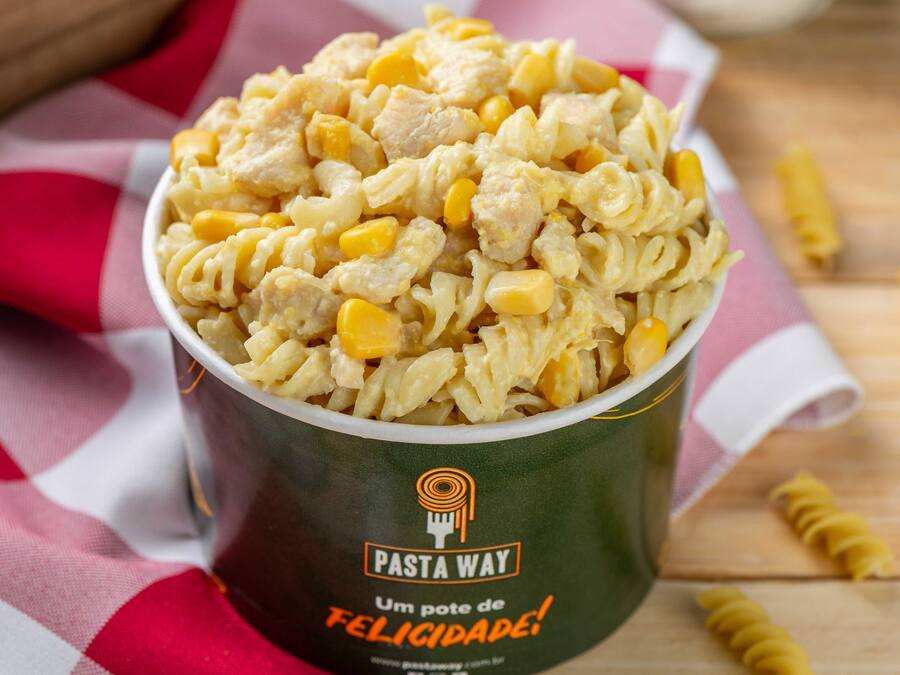 Fusilli ao Molho de Frango, Creme de Milho