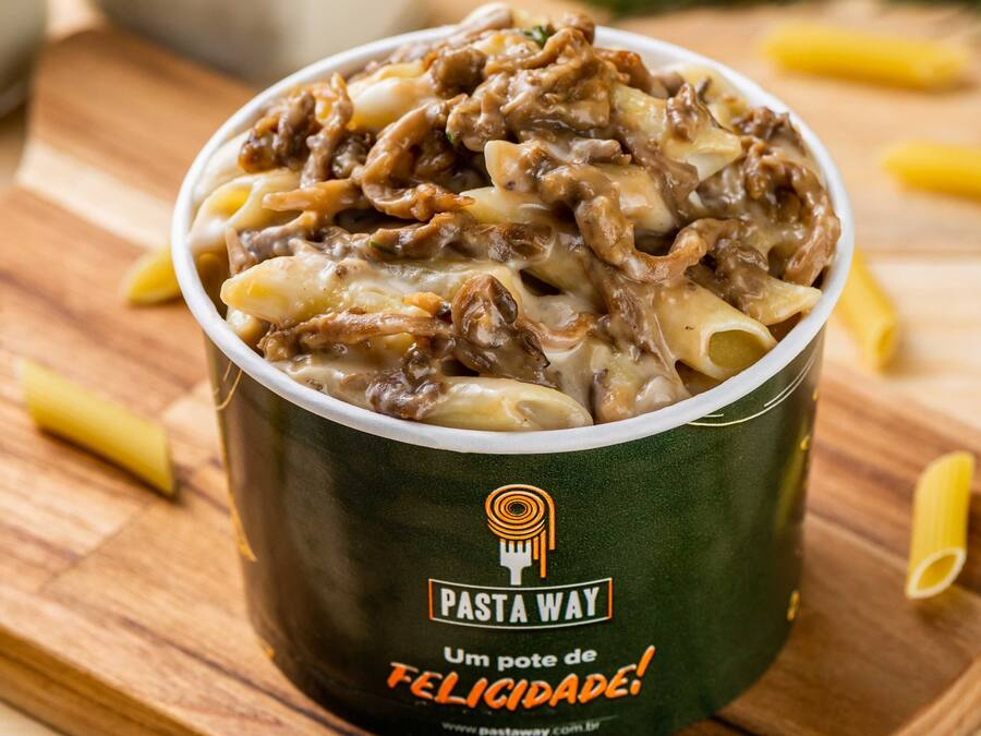 Penne ao Molho de Shimeji com Shoyu