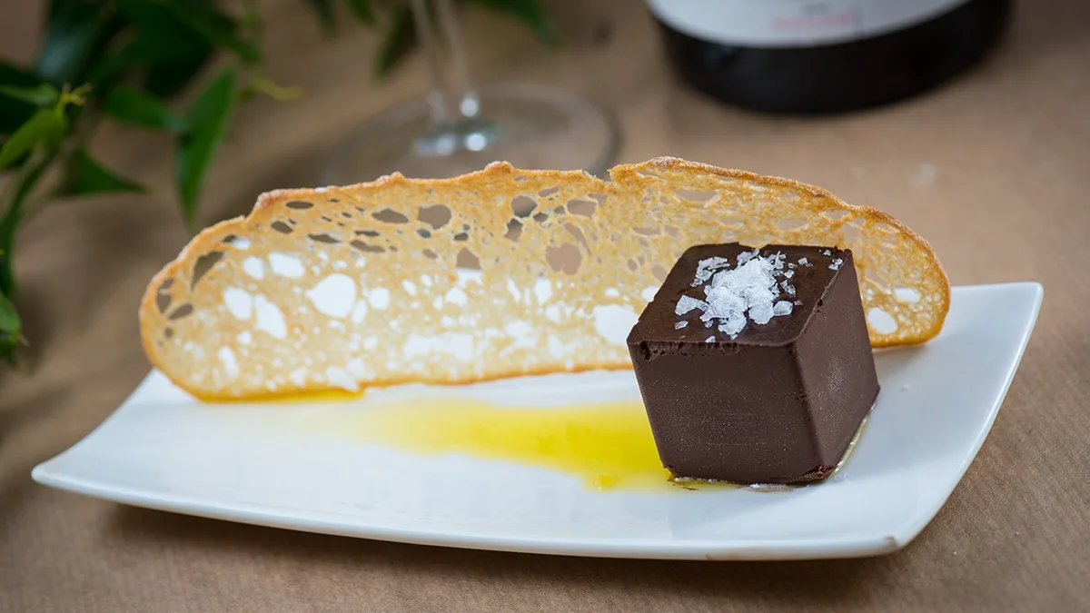 Chocolate con aceite, pan y sal maldon