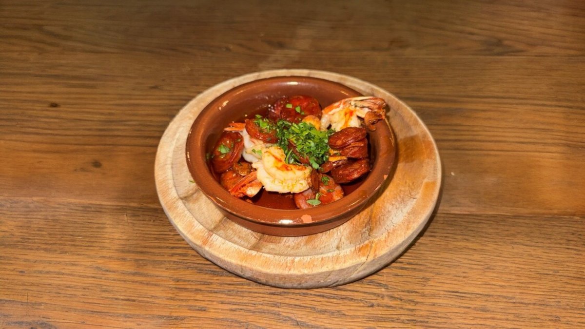 Mar y montana (gambas con chorizo)