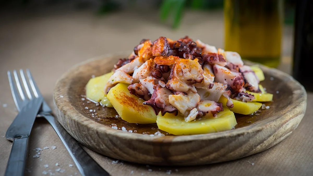 Pulpo al ajillo