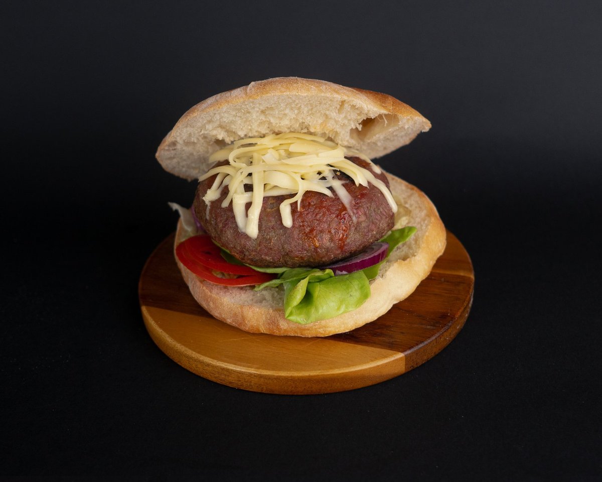 Cheese pljeskavica 230g