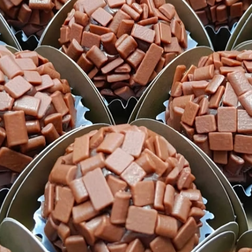 Leve 25 Brigadeiro e Pague 20 Unid