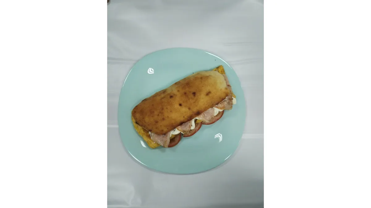 Sendvič omlet sa šampinjonima