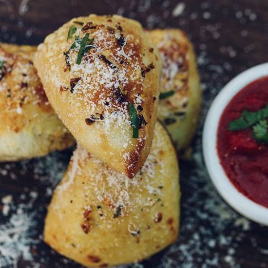 Patxi's Garlic Bread