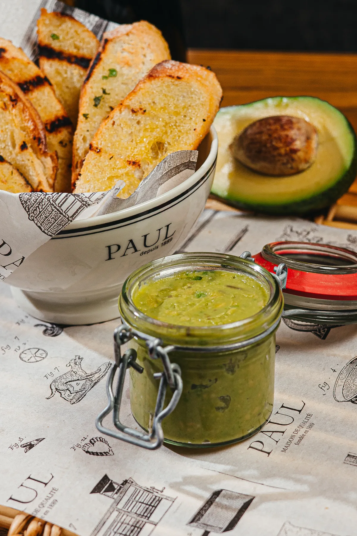 Guacamole with Crispy Tortilla