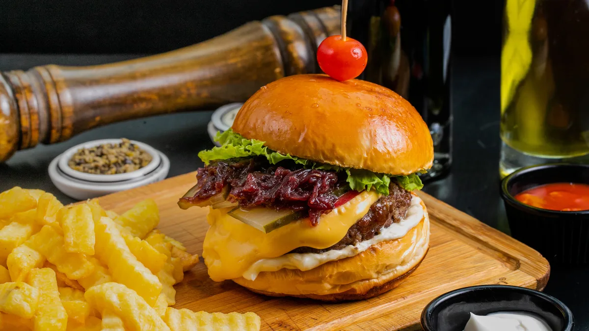PAUL Burger
