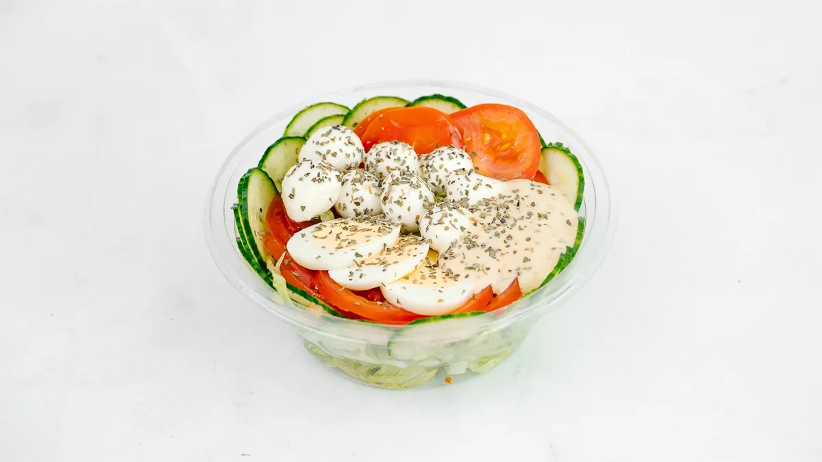 Mozzarella šalát