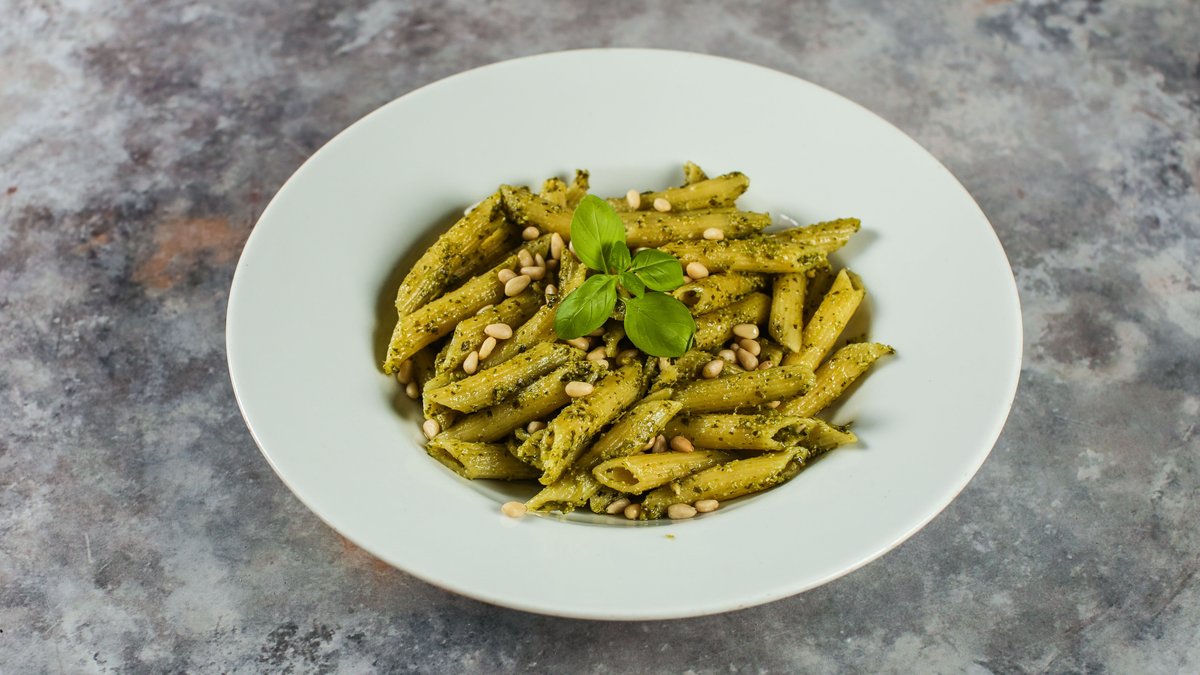 Pasta sa pečurkama i spanaćem