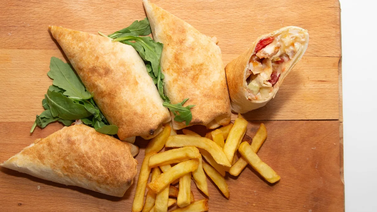 Tortilja sa piletinom i povrćem