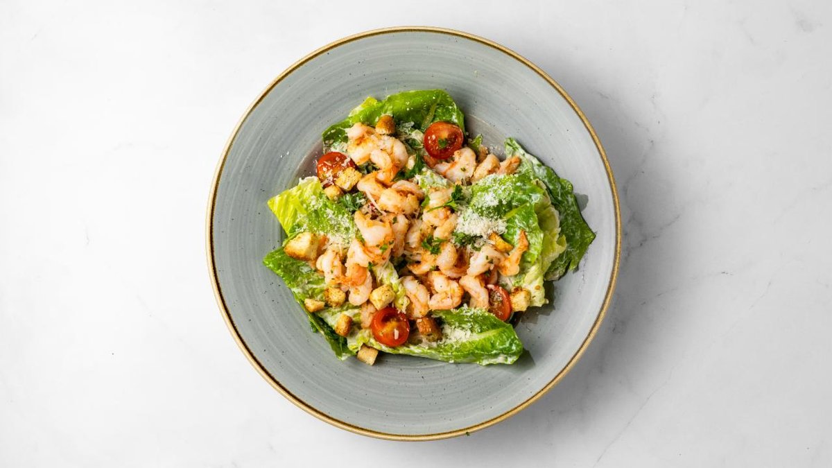 Caesar med scampi