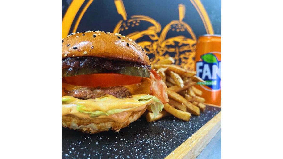 Meniu PEAKY Burger PUI