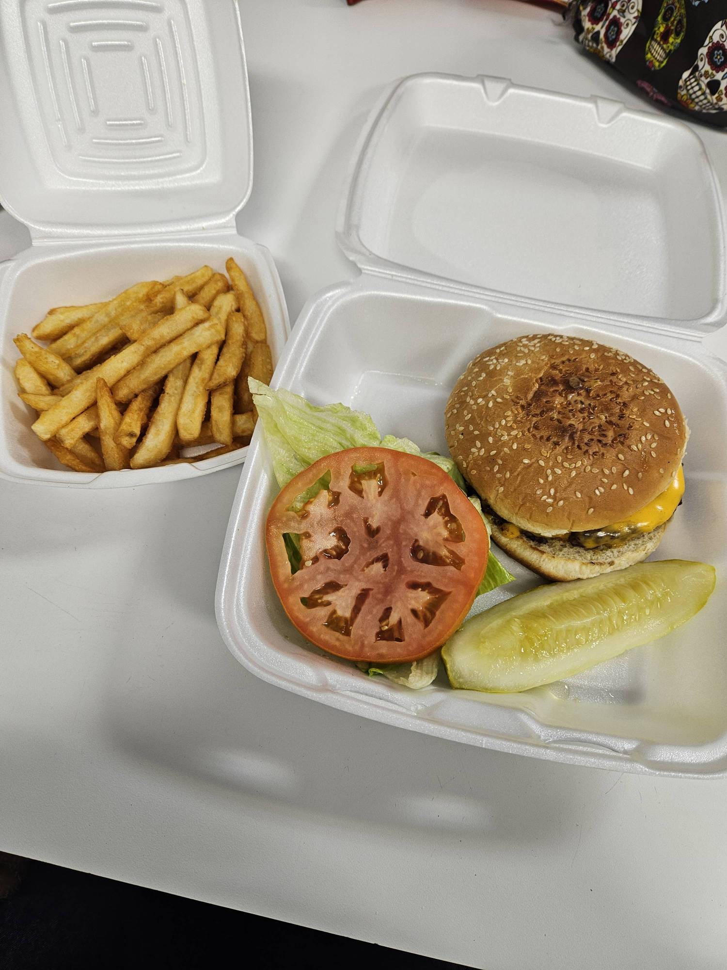 ★Classic Burger 1/2 Lb.