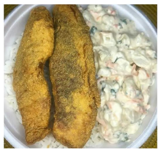 FILÉ DE PEIXE COM MAIONESE