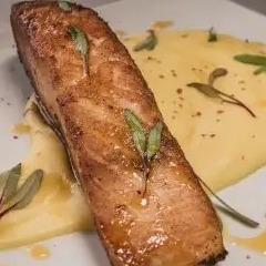 Salmão com ervas finas p/2