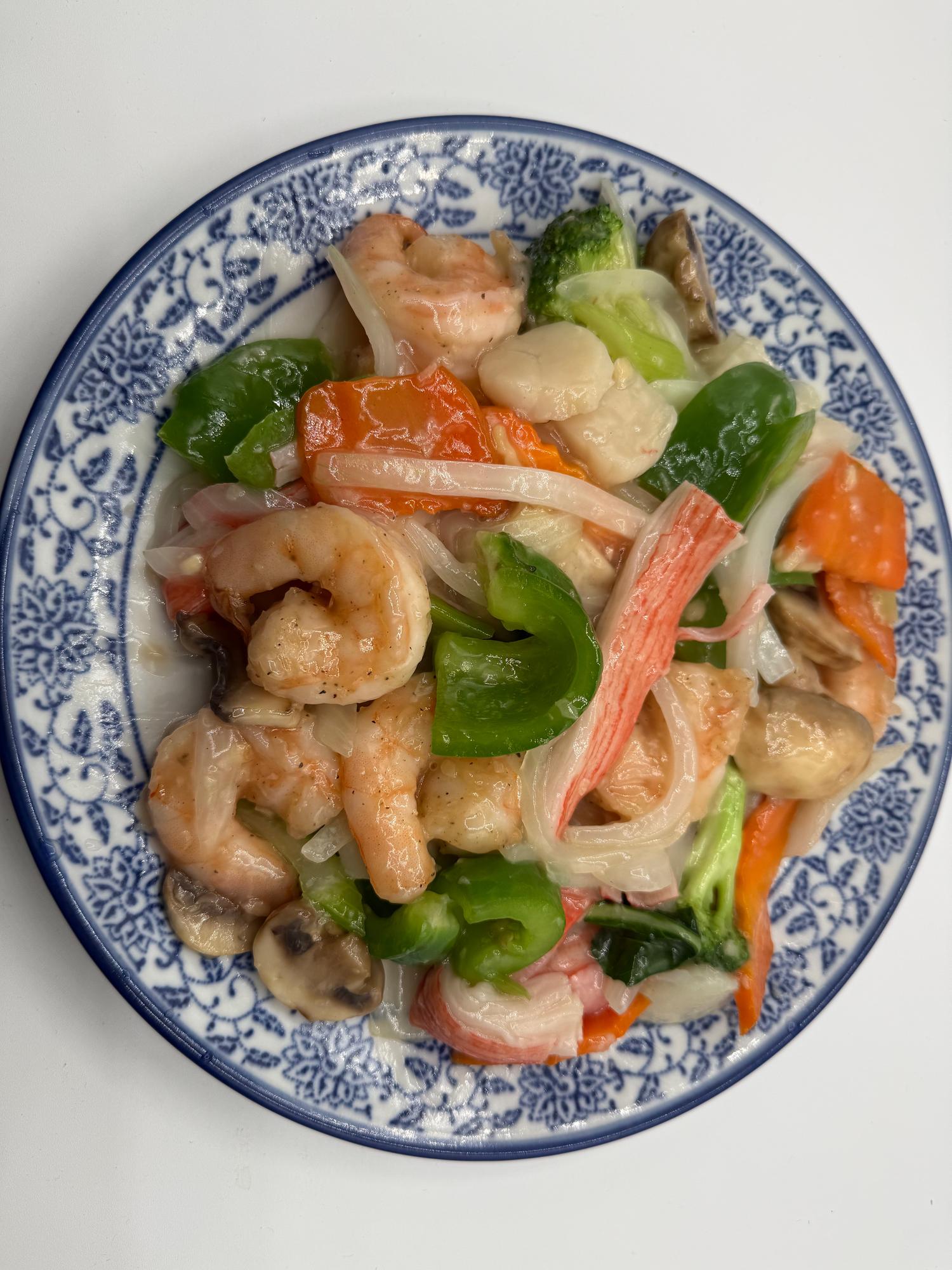 S13. Seafood Delight