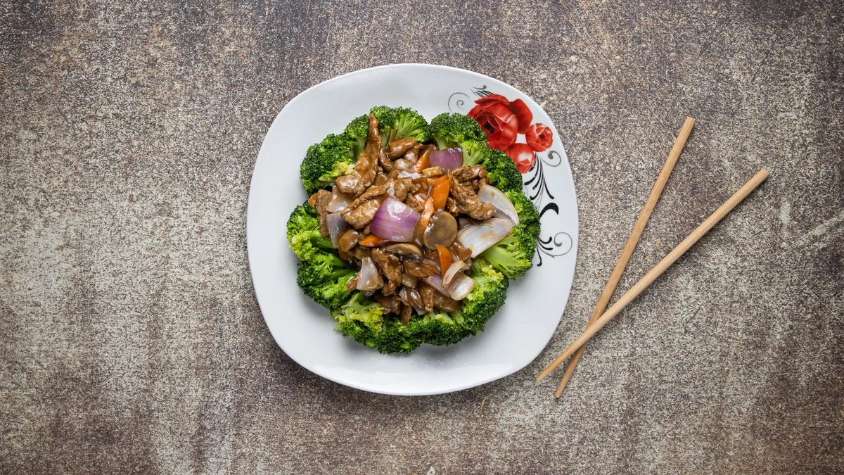 63. Beef with Broccoli