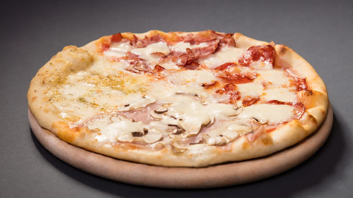 Quattro stagioni pizza velika