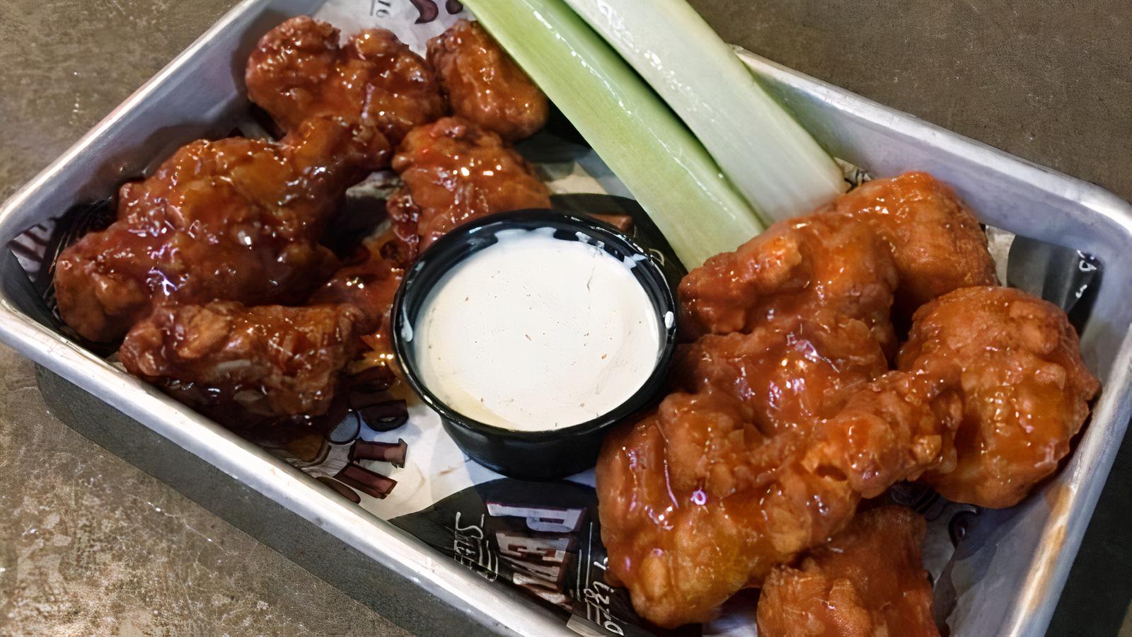 12 Boneless Wings